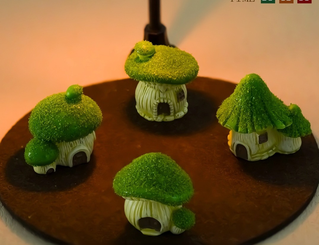Décoration Maison aux champignons en résine | Animorah